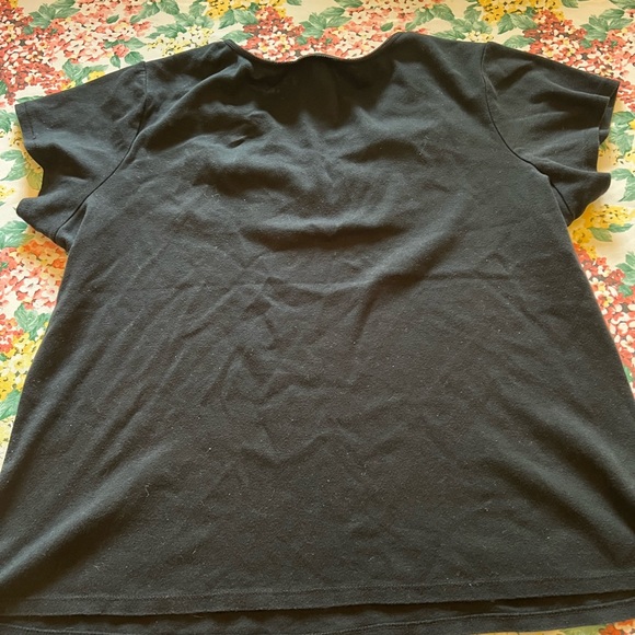 Avenuue Women’s V-Neck Cotton Black Tee with embellishments beads (none Missing) - Picture 2 of 4
